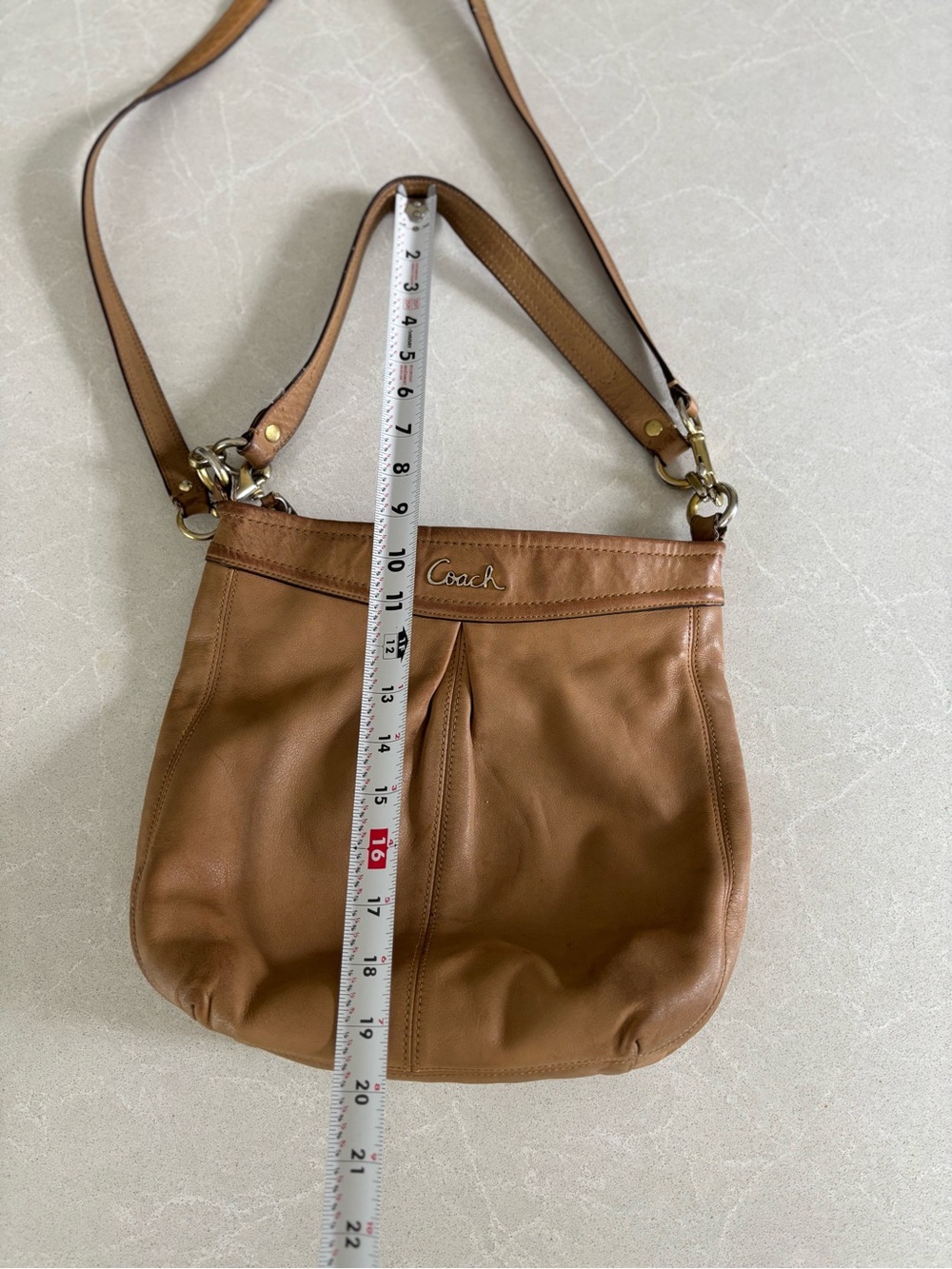 Coach Tan Leather Hobo Bag Classic Everyday Shoulder Bag - Picture 7 of 16